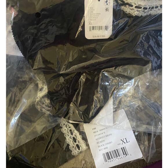 Free People Intimately NWT Black Combo So Sweet Bikini Underwear Size XL - Picture 3 of 3